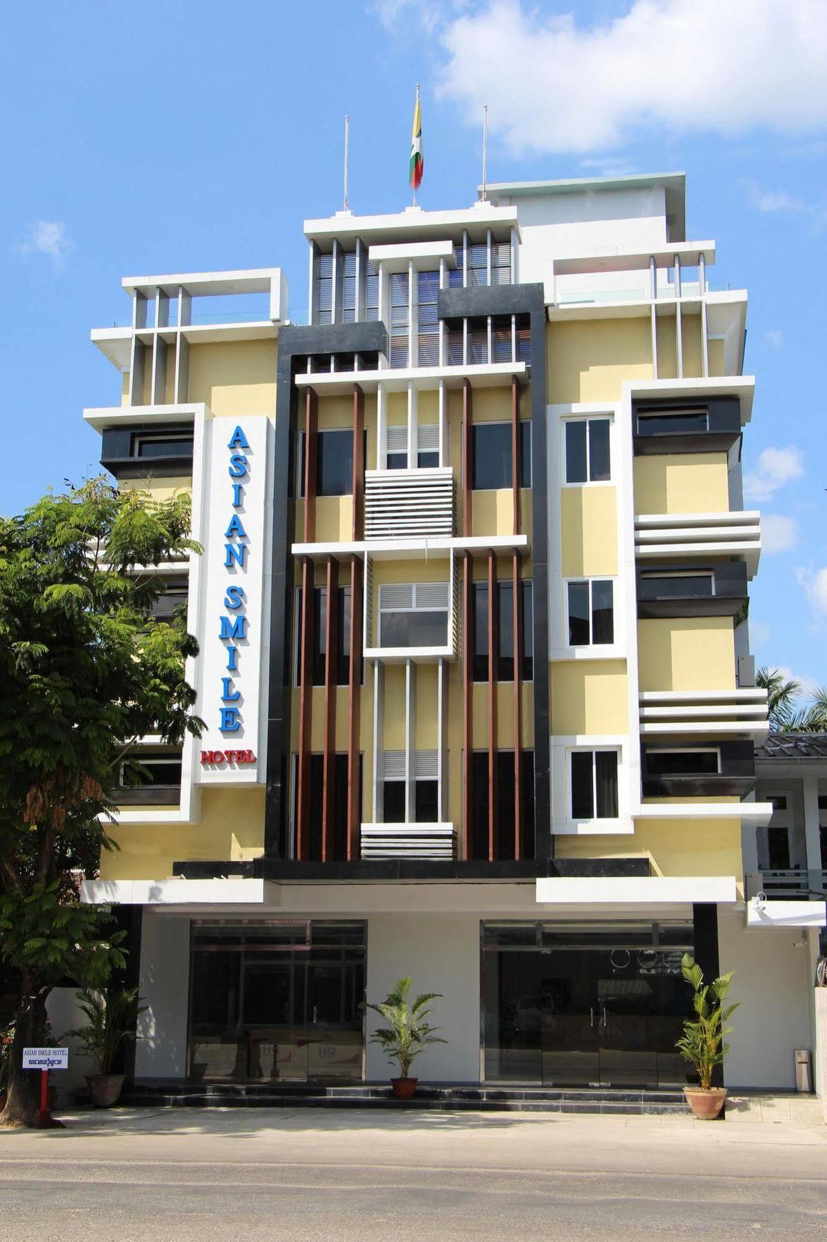 Asian Smile Hotel Yangon Exterior photo