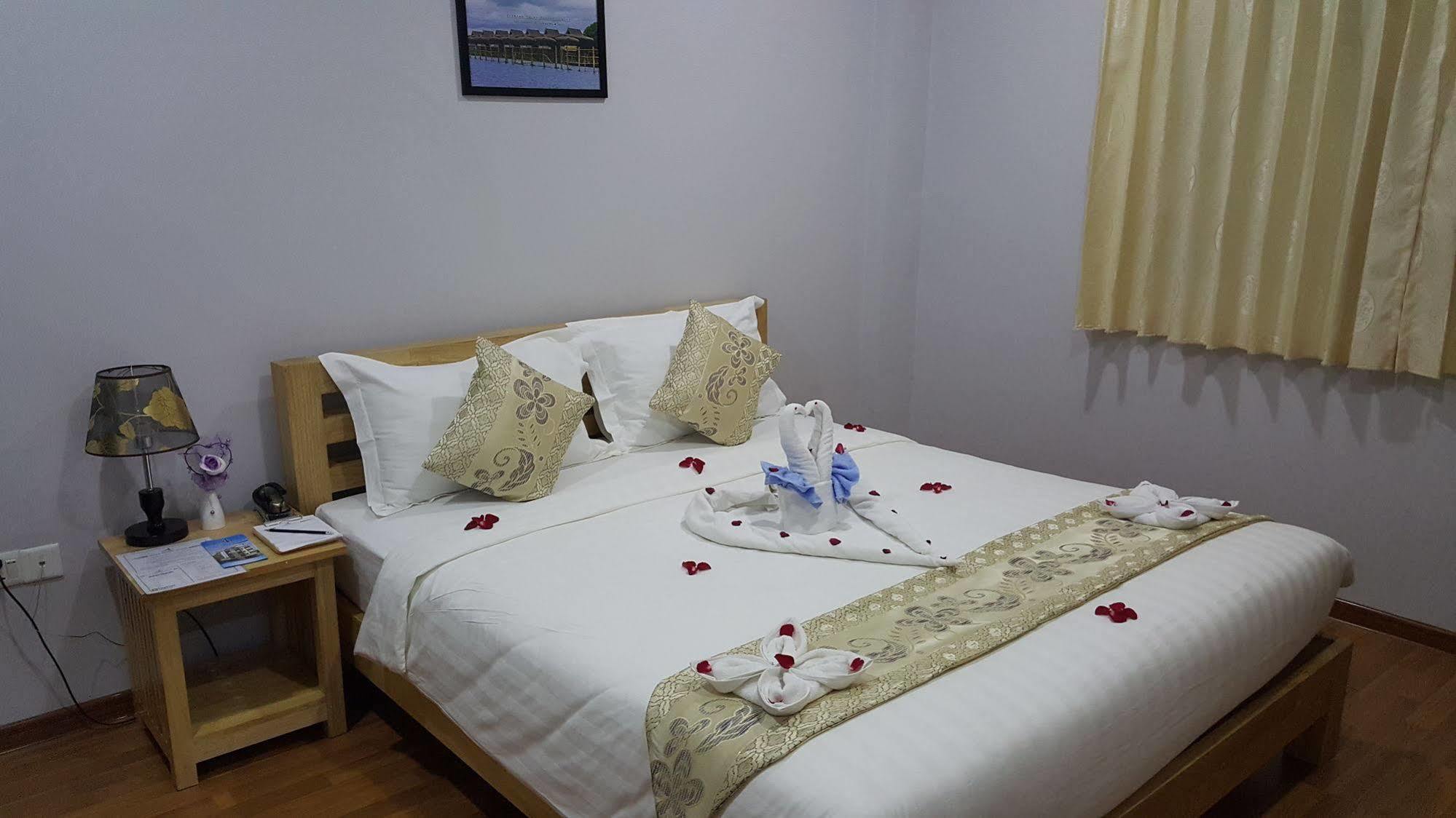 Asian Smile Hotel Yangon Exterior photo